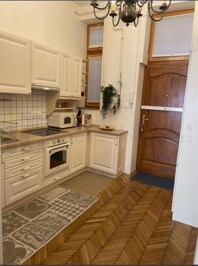 Sun City Apartment Szeged Exterior photo